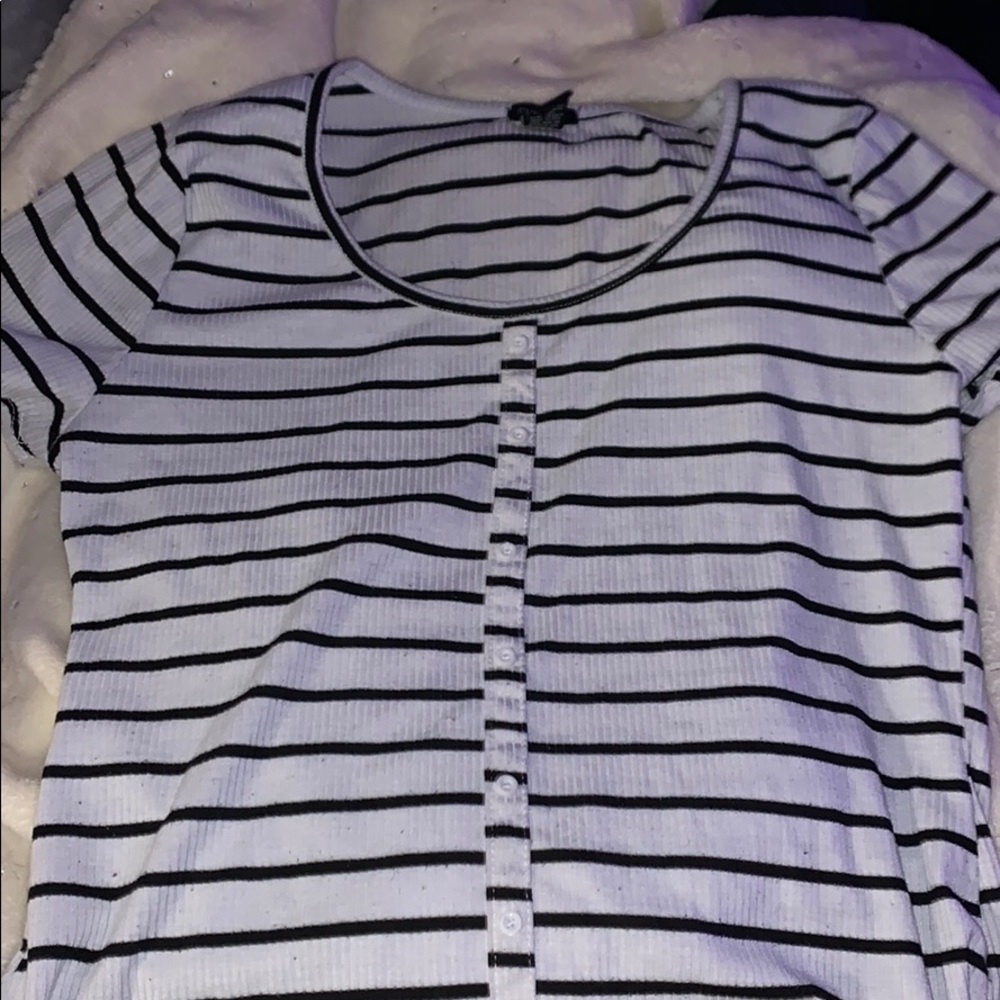 rue 21 short sleeve shirt